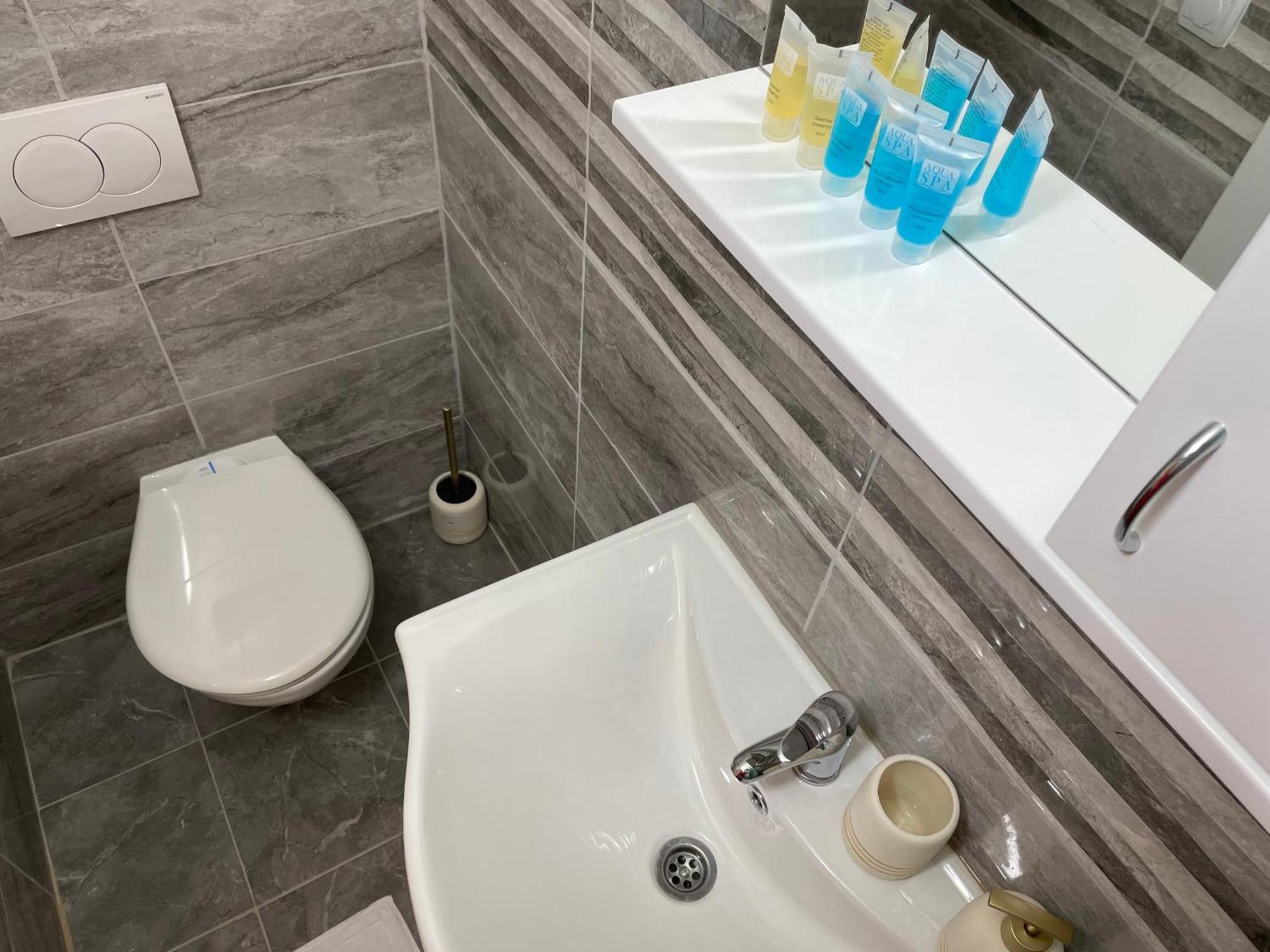 Bora Apartmani - Free Parking - City Center Βράνιε Εξωτερικό φωτογραφία